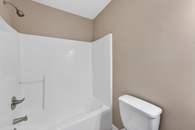 211 St Catherine Ct, Columbia, TN 38401