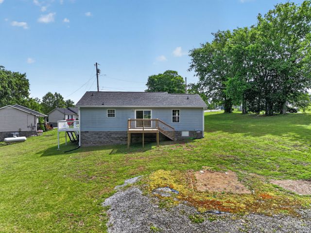 211 St Catherine Ct, Columbia, TN 38401
