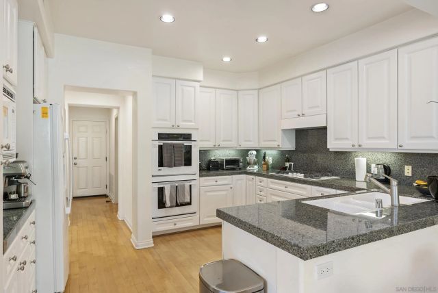 1366 Caminito Arriata, La Jolla, CA 92037