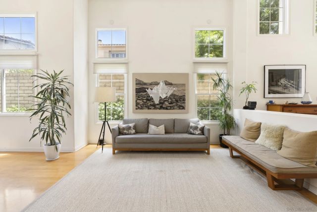 1366 Caminito Arriata, La Jolla, CA 92037