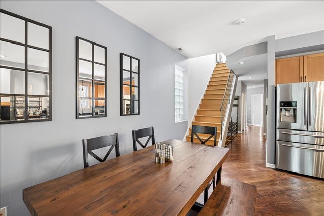2724 W Cortez Street 3, Chicago, IL 60622