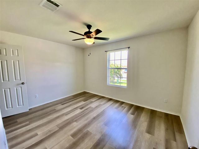 108 King Elder LN, Leander, TX 78641