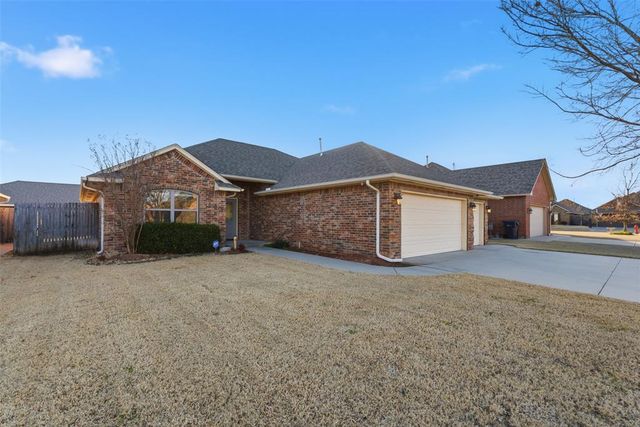 104 Broadway Circle, Oklahoma City, OK 73170