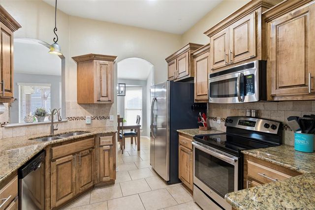 104 Broadway Circle, Oklahoma City, OK 73170