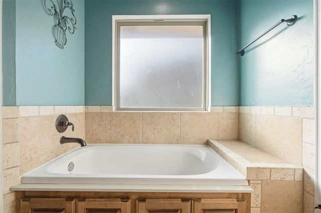 104 Broadway Circle, Oklahoma City, OK 73170