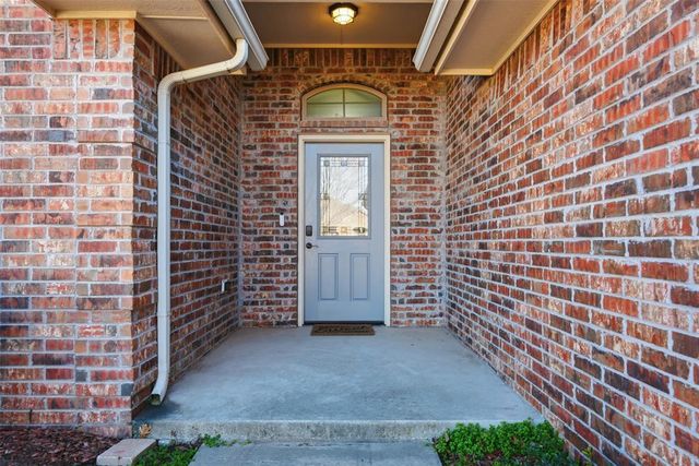 104 Broadway Circle, Oklahoma City, OK 73170