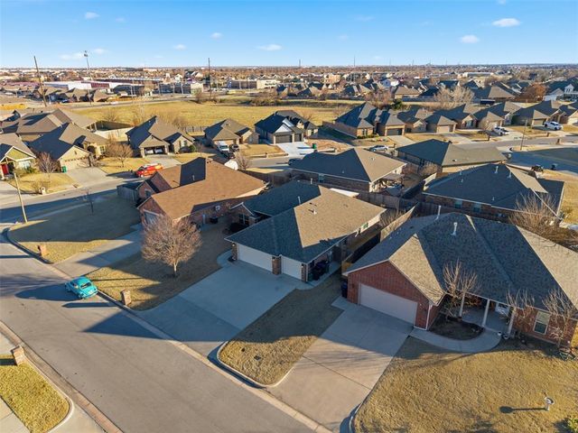 104 Broadway Circle, Oklahoma City, OK 73170