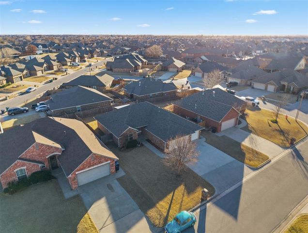 104 Broadway Circle, Oklahoma City, OK 73170