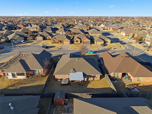 104 Broadway Circle, Oklahoma City, OK 73170