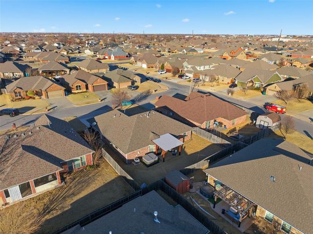 104 Broadway Circle, Oklahoma City, OK 73170