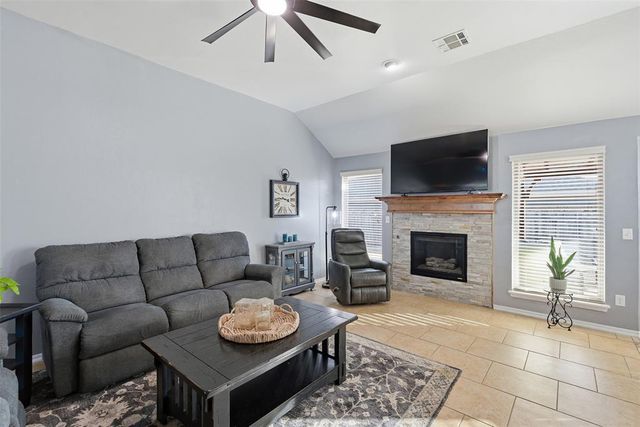 104 Broadway Circle, Oklahoma City, OK 73170