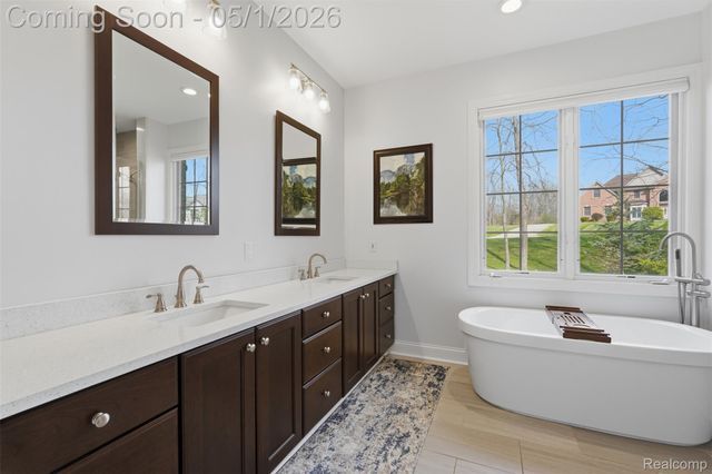 9028 Green Hickory Lane, Tyrone Township, MI 48430