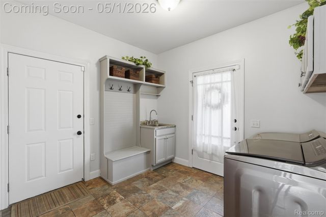 9028 Green Hickory Lane, Tyrone Township, MI 48430