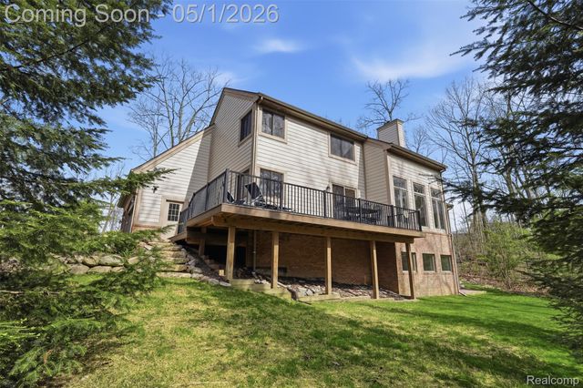 9028 Green Hickory Lane, Tyrone Township, MI 48430