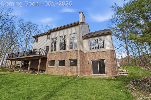 9028 Green Hickory Lane, Tyrone Township, MI 48430