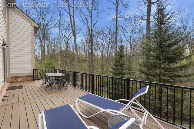 9028 Green Hickory Lane, Tyrone Township, MI 48430