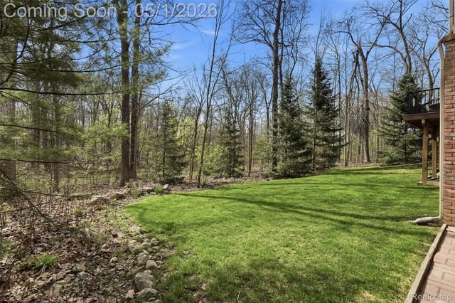 9028 Green Hickory Lane, Tyrone Township, MI 48430