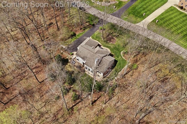 9028 Green Hickory Lane, Tyrone Township, MI 48430