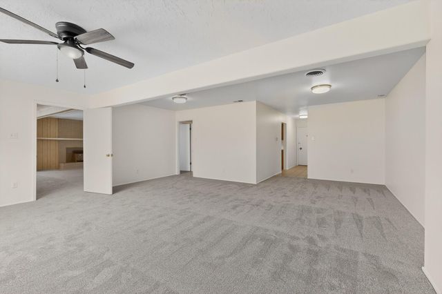 9429 Dona Marguerita Avenue NE, Albuquerque, NM 87111