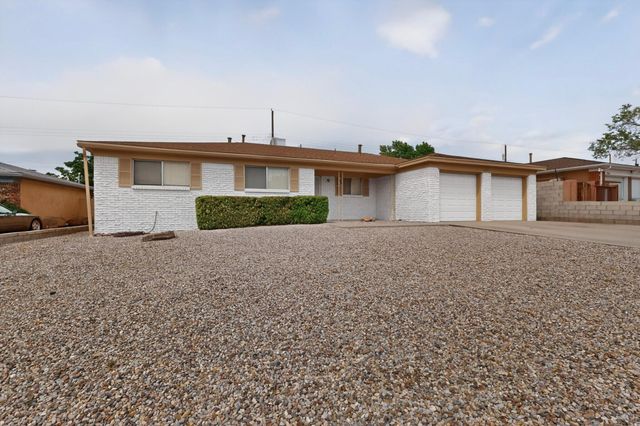 9429 Dona Marguerita Avenue NE, Albuquerque, NM 87111