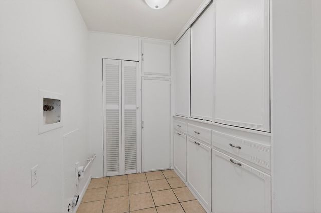 9429 Dona Marguerita Avenue NE, Albuquerque, NM 87111