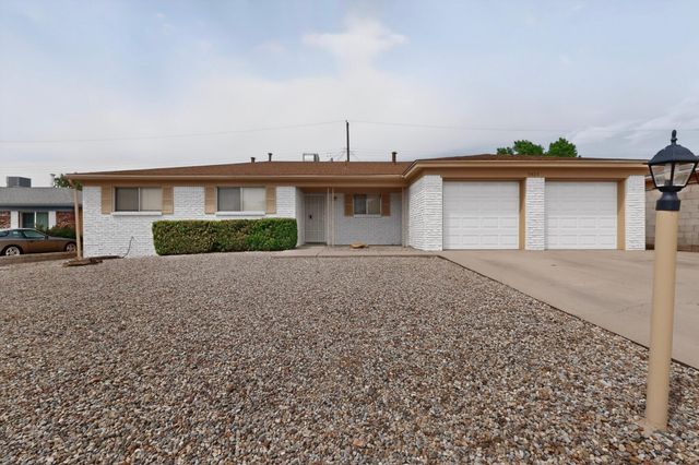 9429 Dona Marguerita Avenue NE, Albuquerque, NM 87111