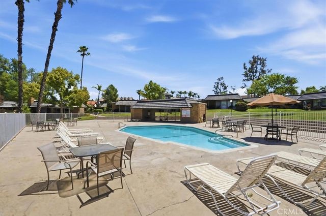 22346 Canyon Club, Canyon Lake, CA 92587