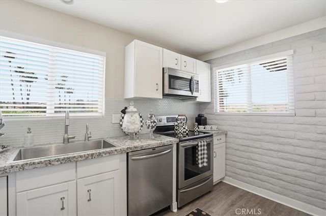22346 Canyon Club, Canyon Lake, CA 92587