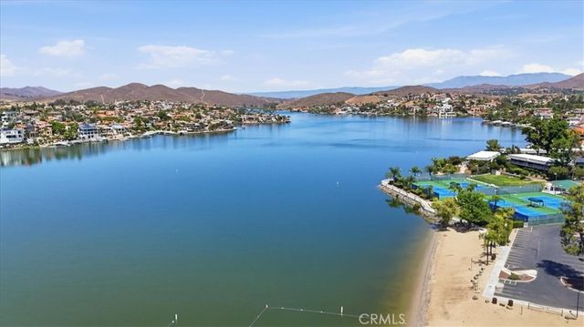 22346 Canyon Club, Canyon Lake, CA 92587