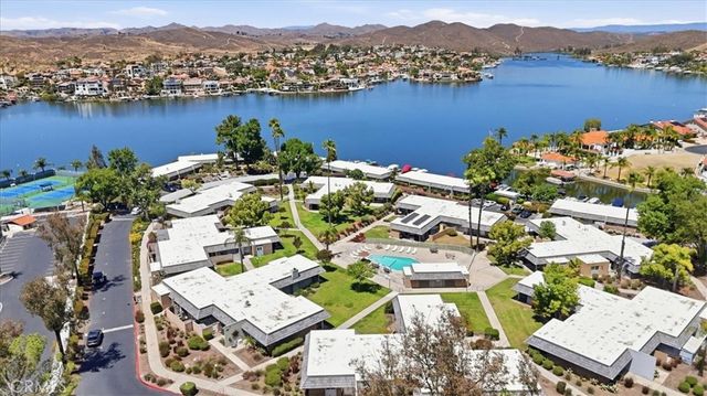 22346 Canyon Club, Canyon Lake, CA 92587