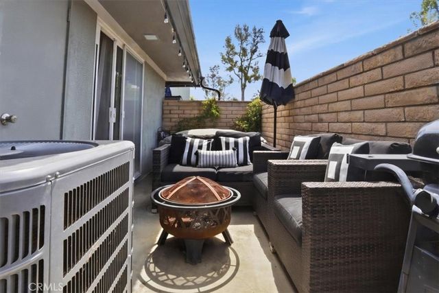 22346 Canyon Club, Canyon Lake, CA 92587