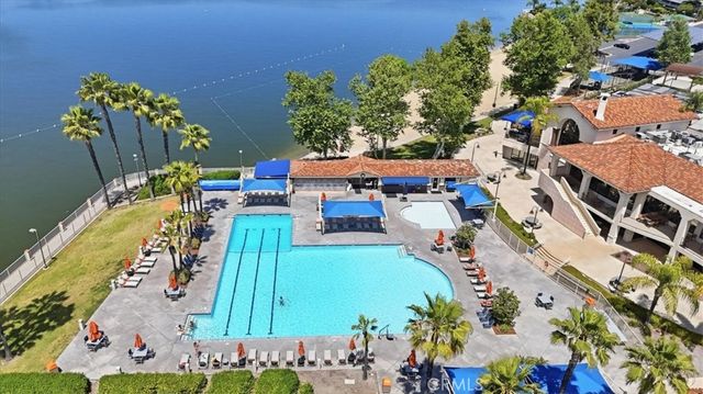 22346 Canyon Club, Canyon Lake, CA 92587