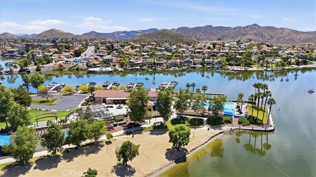 22346 Canyon Club, Canyon Lake, CA 92587