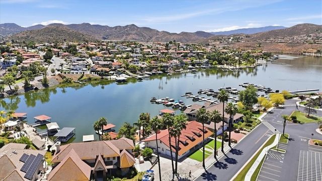 22346 Canyon Club, Canyon Lake, CA 92587