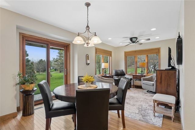 9445 Deer Ridge Dr., Cedar Rapids, IA 52411