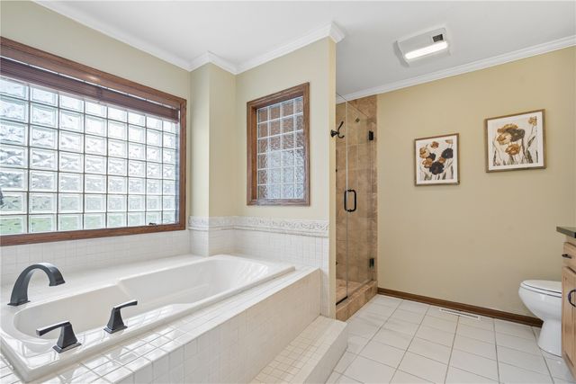 9445 Deer Ridge Dr., Cedar Rapids, IA 52411
