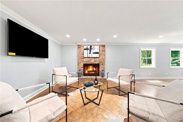 265 Carriage Station Circle, Roswell, GA 30075