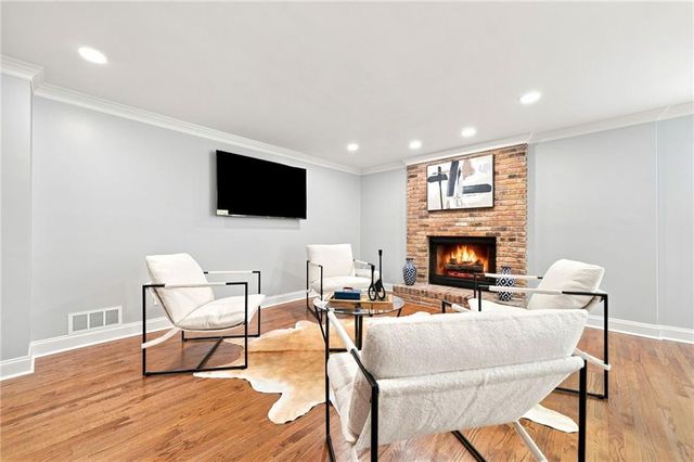 265 Carriage Station Circle, Roswell, GA 30075