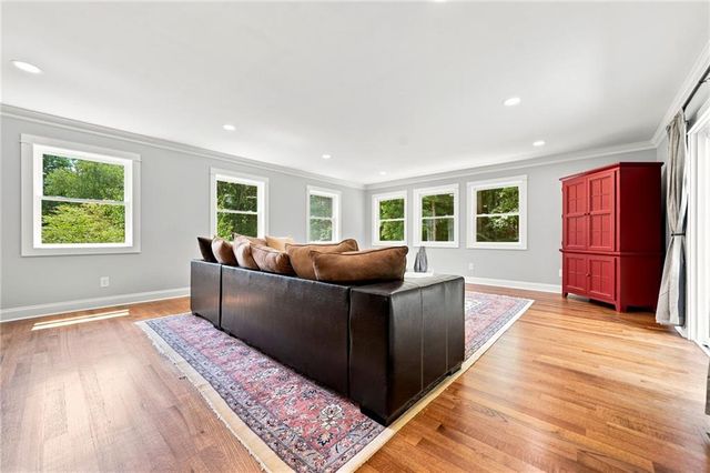 265 Carriage Station Circle, Roswell, GA 30075