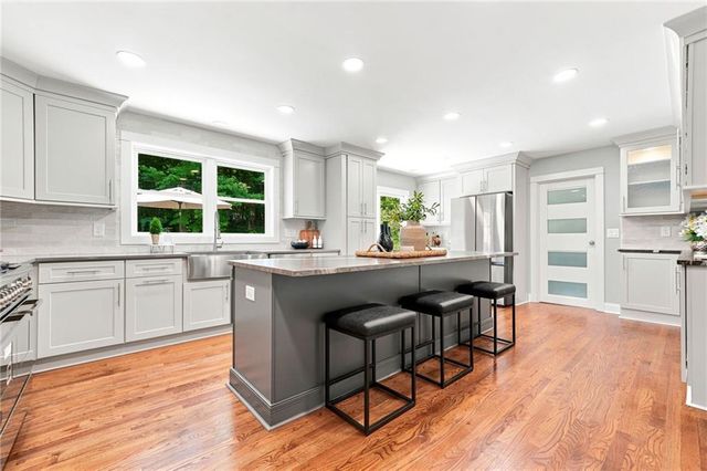 265 Carriage Station Circle, Roswell, GA 30075