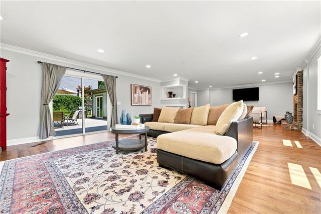 265 Carriage Station Circle, Roswell, GA 30075