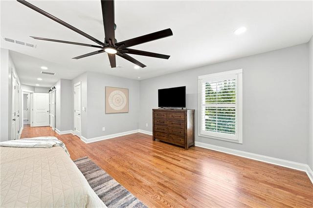 265 Carriage Station Circle, Roswell, GA 30075
