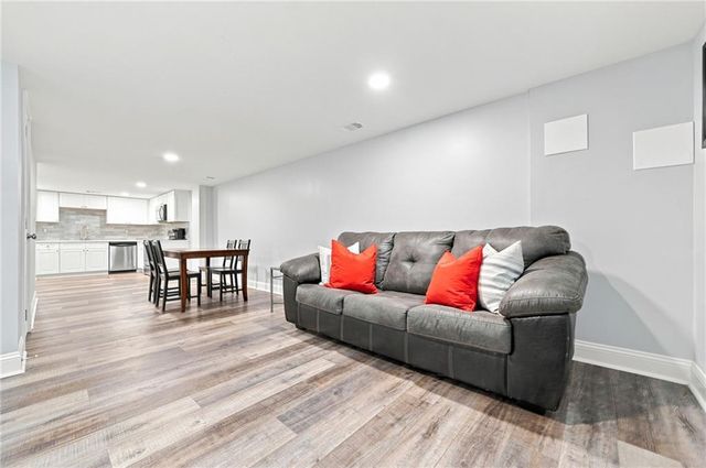 265 Carriage Station Circle, Roswell, GA 30075