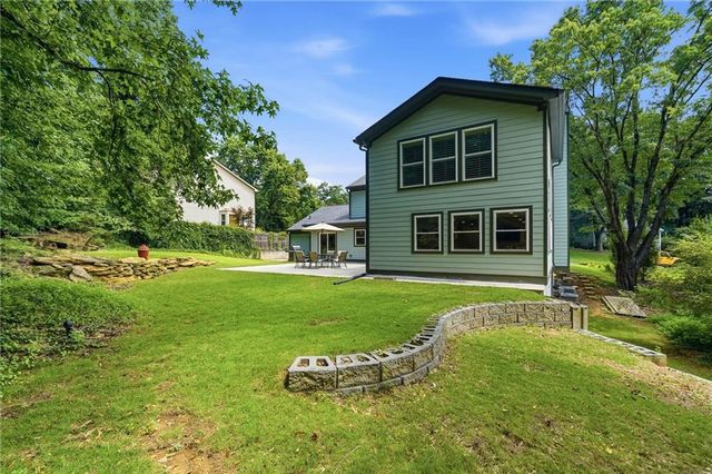 265 Carriage Station Circle, Roswell, GA 30075