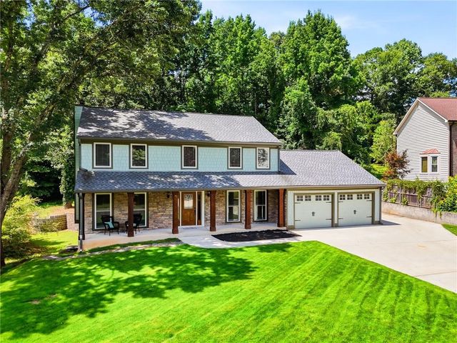265 Carriage Station Circle, Roswell, GA 30075