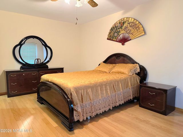 14 Pero Court, Sayreville Boro, NJ 08872