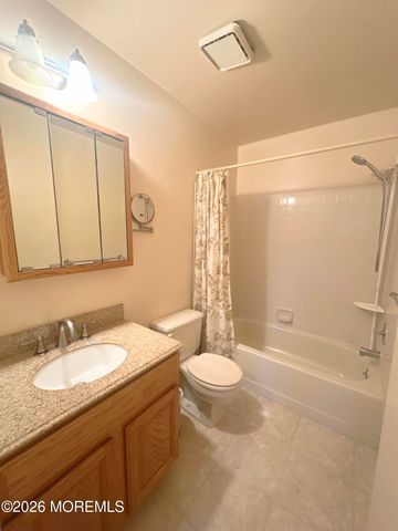 14 Pero Court, Sayreville Boro, NJ 08872