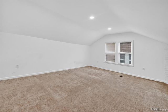 9290 Wildemere Street, Detroit, MI 48206