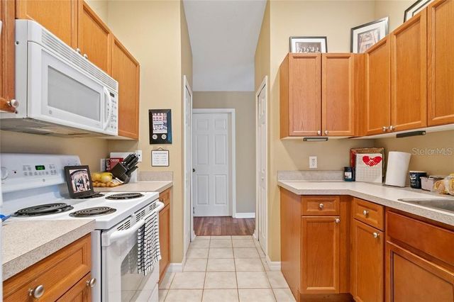 3651 OAKDALE CIRCLE 201, Oviedo, FL 32765