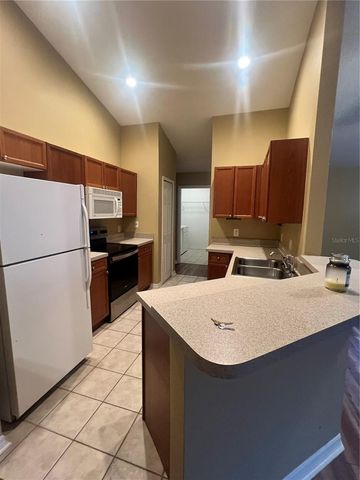 3651 OAKDALE CIRCLE 201, Oviedo, FL 32765